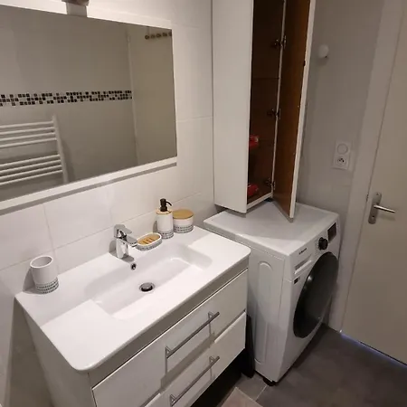 Rdc 70 M Plein Centre-ville ! Apartment