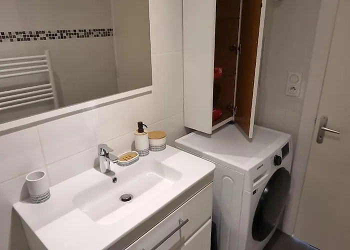 Rdc 70 M Plein Centre-ville ! Apartmán