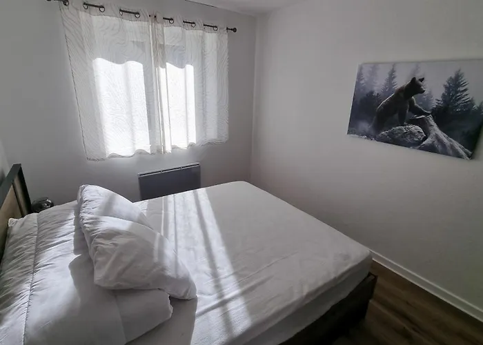 Rdc 70 M Plein Centre-ville ! Apartmán