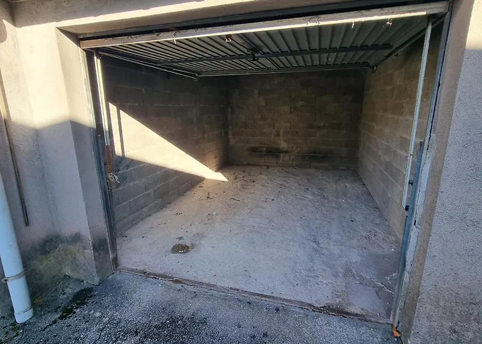 Rdc 70 M Plein Centre-ville ! *